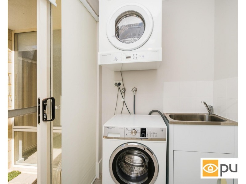16 Gritten Lane, Doubleview WA 6018