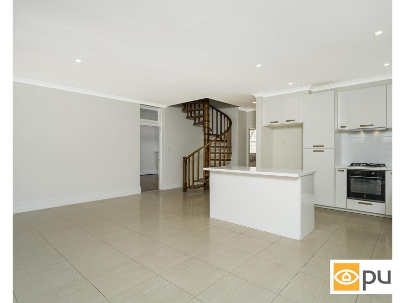 119 Curtin Avenue, Cottesloe WA 6011