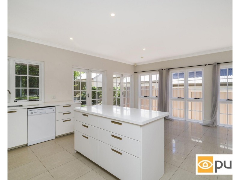 119 Curtin Avenue, Cottesloe WA 6011