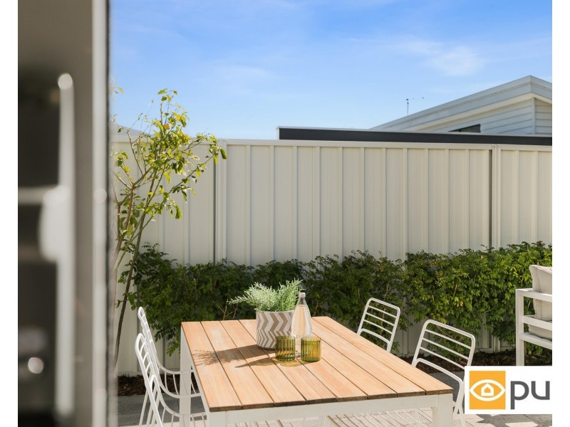 11/41 Sawle Road, Hamilton Hill WA 6163