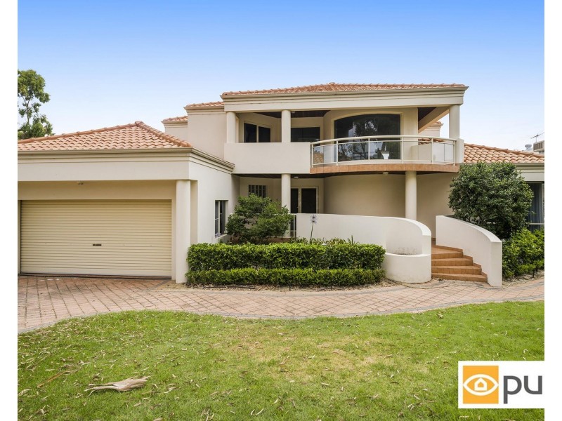 37 St Johns Wood Boulevard, Mount Claremont WA 6010