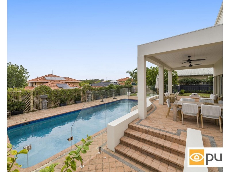 37 St Johns Wood Boulevard, Mount Claremont WA 6010