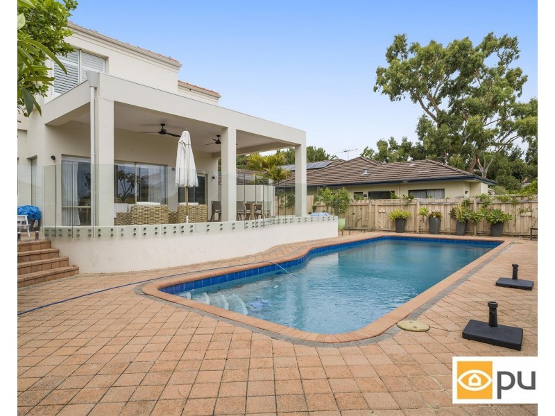 37 St Johns Wood Boulevard, Mount Claremont WA 6010
