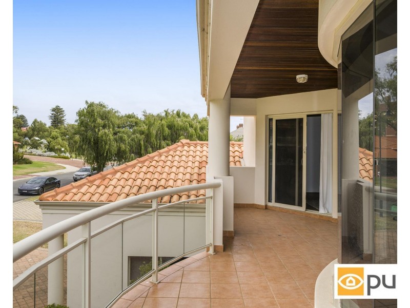 37 St Johns Wood Boulevard, Mount Claremont WA 6010