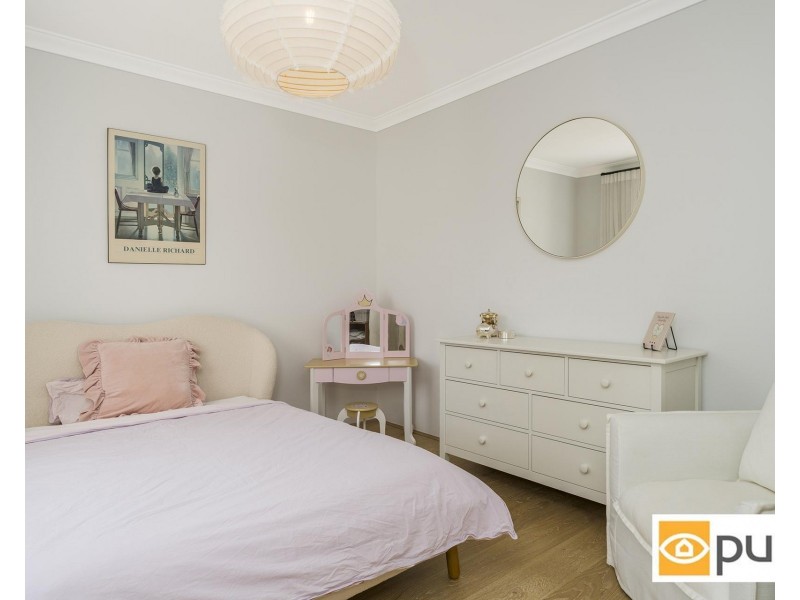 37 St Johns Wood Boulevard, Mount Claremont WA 6010