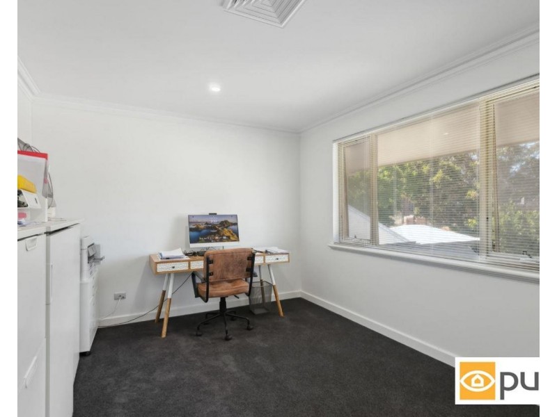14 Roberta Street, Daglish WA 6008
