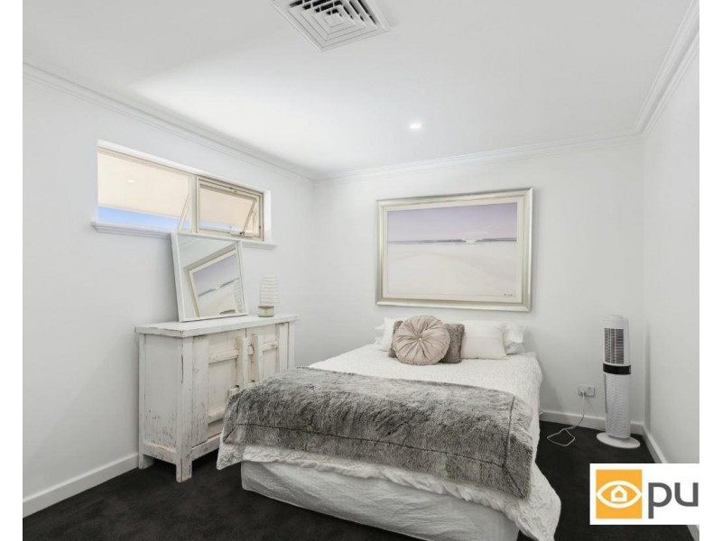 14 Roberta Street, Daglish WA 6008
