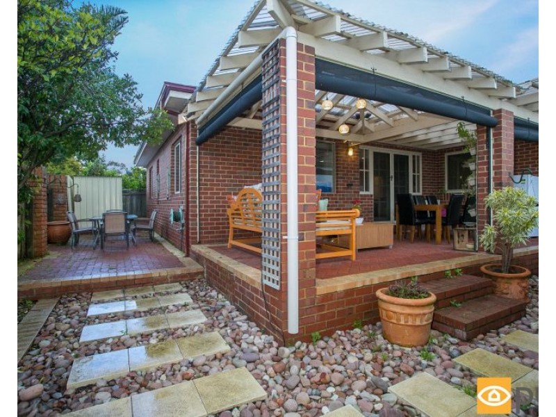 14 McKenna Glen, Mount Claremont WA 6010