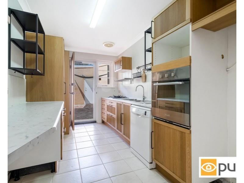 2/8 Troy Terrace, Daglish WA 6008