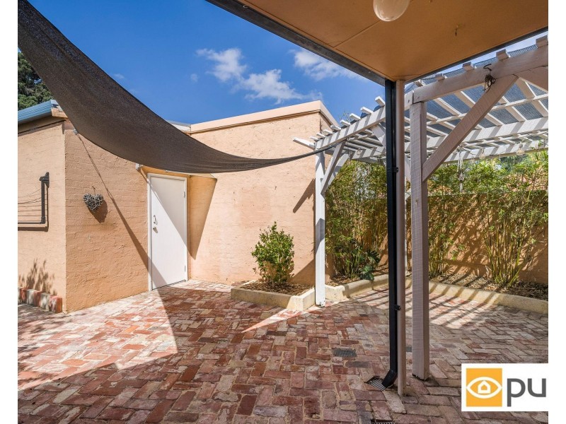 2/8 Troy Terrace, Daglish WA 6008