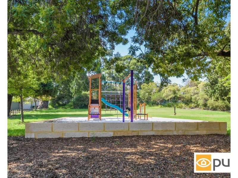 2/8 Troy Terrace, Daglish WA 6008