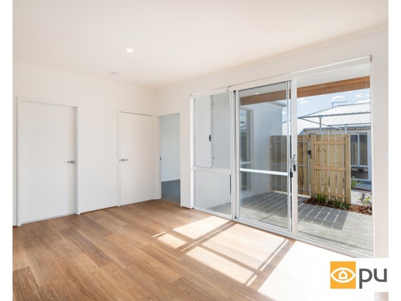 4/90 Winfield Street, Hamilton Hill WA 6163