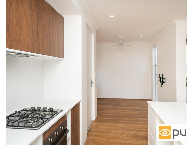 4/90 Winfield Street, Hamilton Hill WA 6163