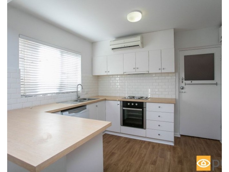 1/24 Freshwater Parade, Claremont WA 6010