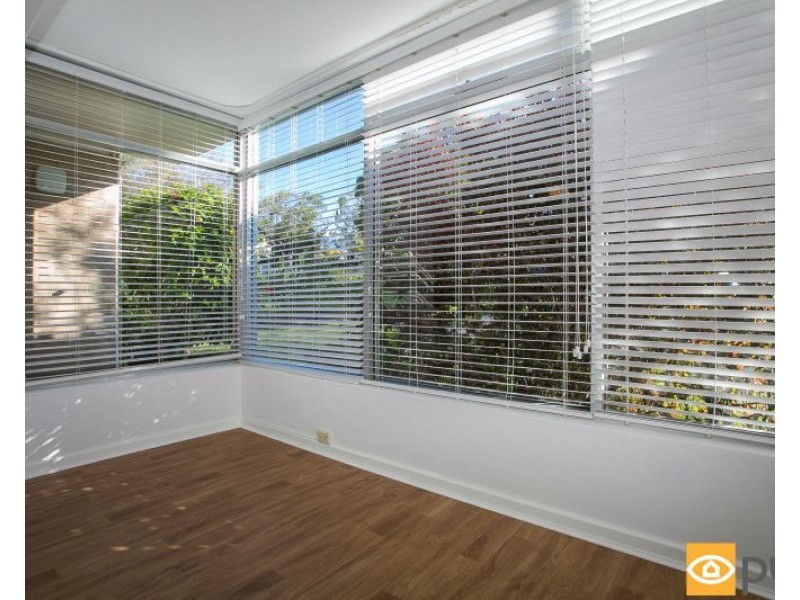 1/24 Freshwater Parade, Claremont WA 6010