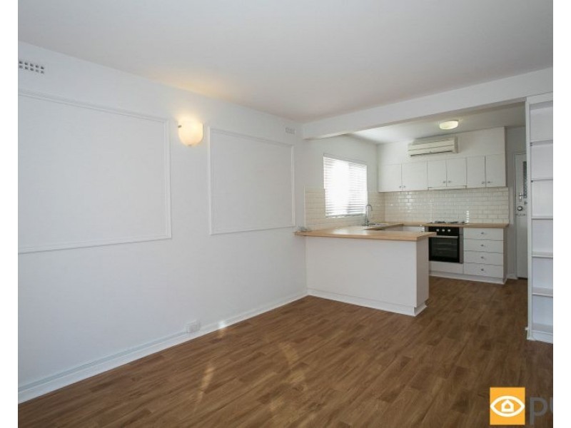 1/24 Freshwater Parade, Claremont WA 6010