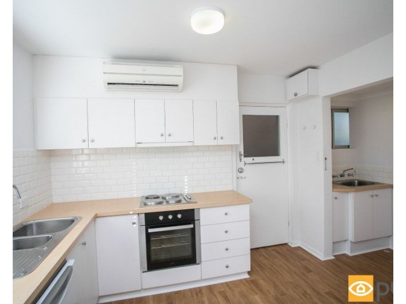 1/24 Freshwater Parade, Claremont WA 6010