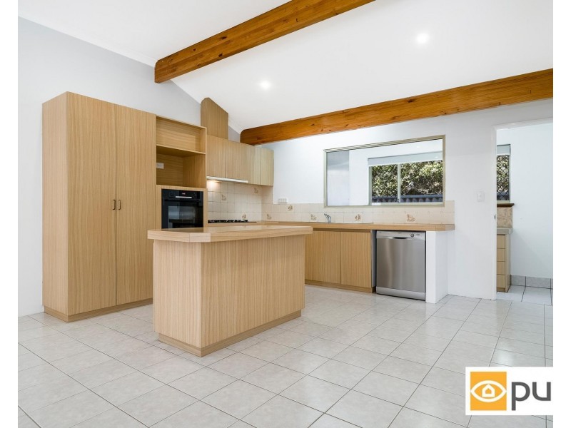 48 Kingston Place, Kardinya WA 6163