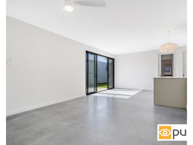 26 Purvis Street, Hamilton Hill WA 6163