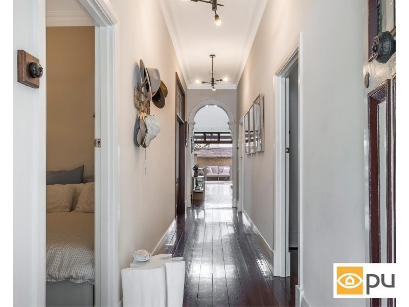 4 Staples Street, North Fremantle WA 6159