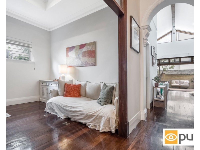 4 Staples Street, North Fremantle WA 6159