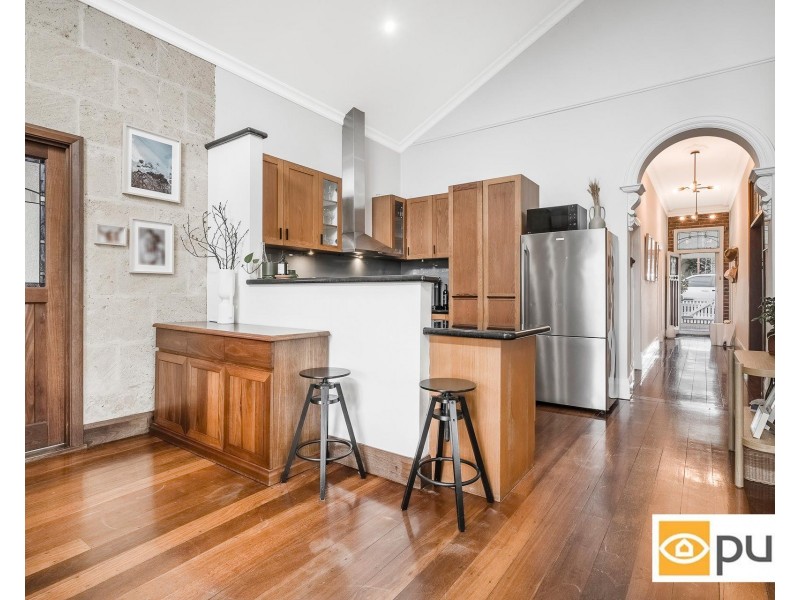 4 Staples Street, North Fremantle WA 6159