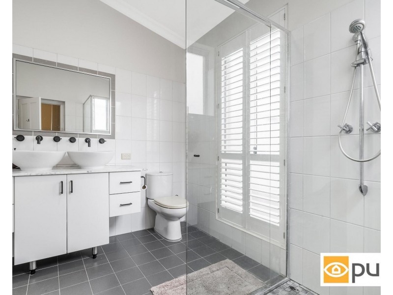 4 Staples Street, North Fremantle WA 6159