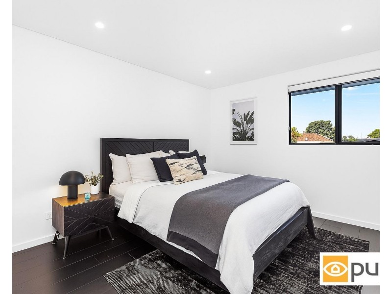 22B Bradley Street, Yokine WA 6060