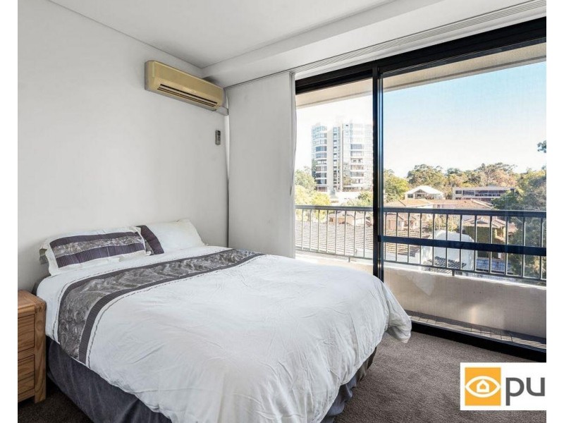 2/1 Wingfield Avenue, Crawley WA 6009