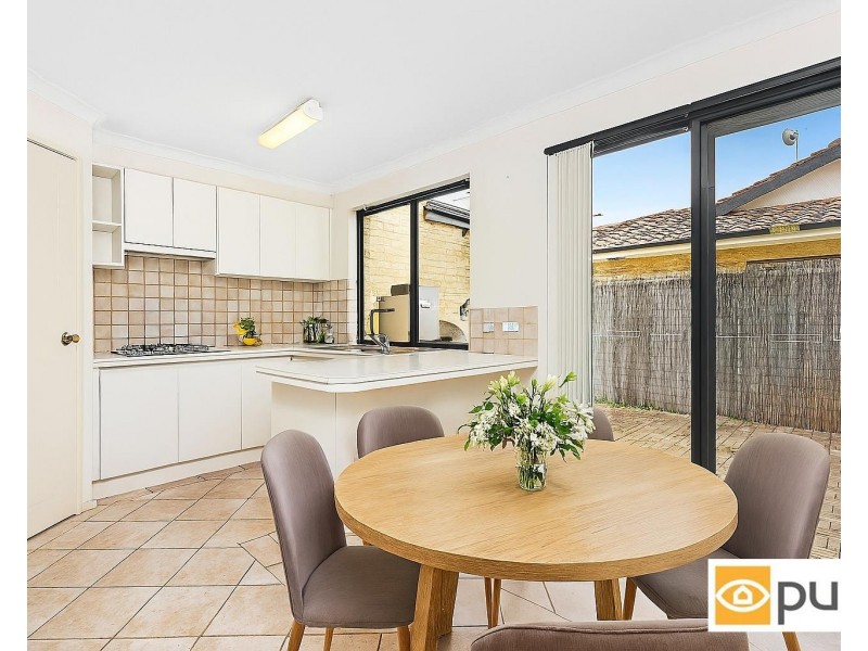 2/4 Cato Street, Glendalough WA 6016