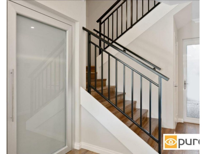 4/13 The Avenue, Crawley WA 6009