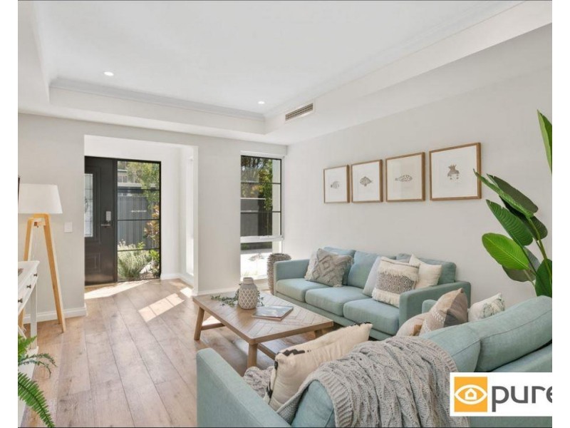 4/13 The Avenue, Crawley WA 6009