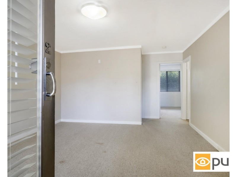 2/153 Fairway, Crawley WA 6009