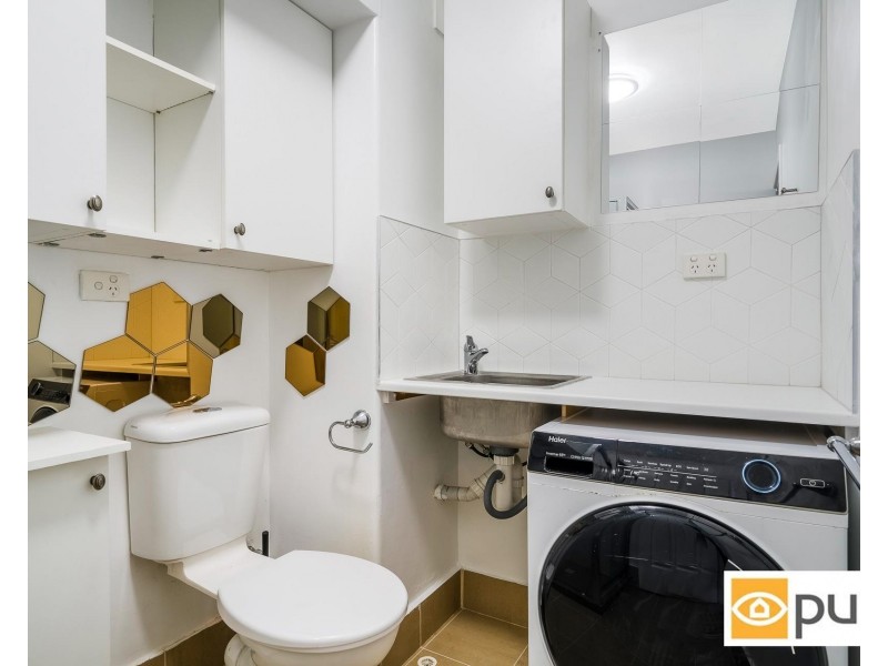 2/153 Fairway, Crawley WA 6009