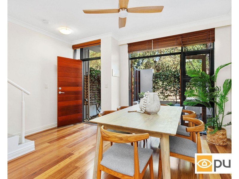 8/2 Quintilian Road, Mount Claremont WA 6010