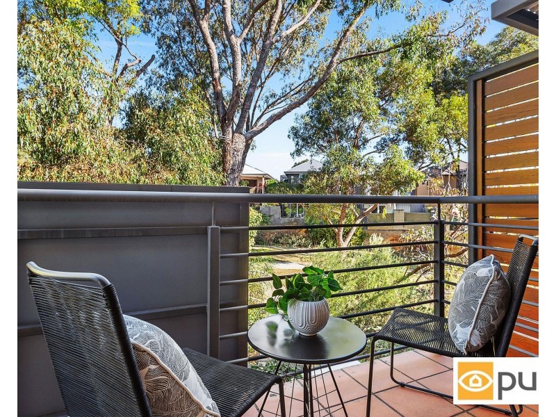 8/2 Quintilian Road, Mount Claremont WA 6010