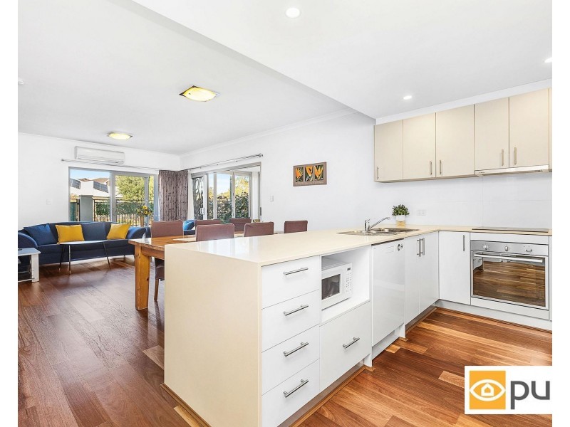 2/16 Alumni Terrace, Churchlands WA 6018