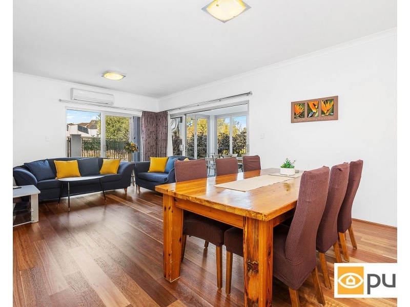 2/16 Alumni Terrace, Churchlands WA 6018