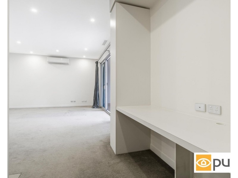 2/9 Hawksburn Road, Rivervale WA 6103