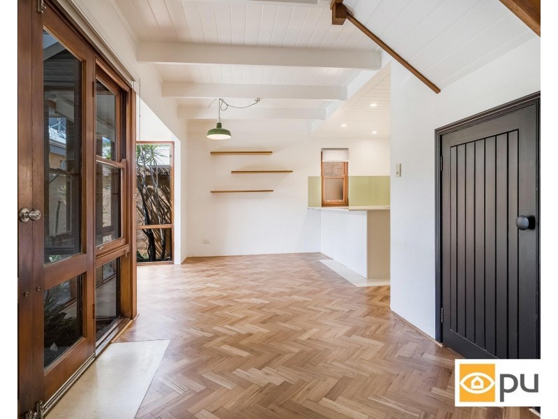 4C Blinco Street, Fremantle WA 6160