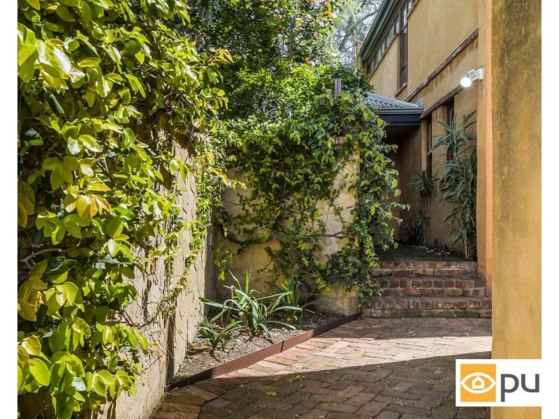 4C Blinco Street, Fremantle WA 6160