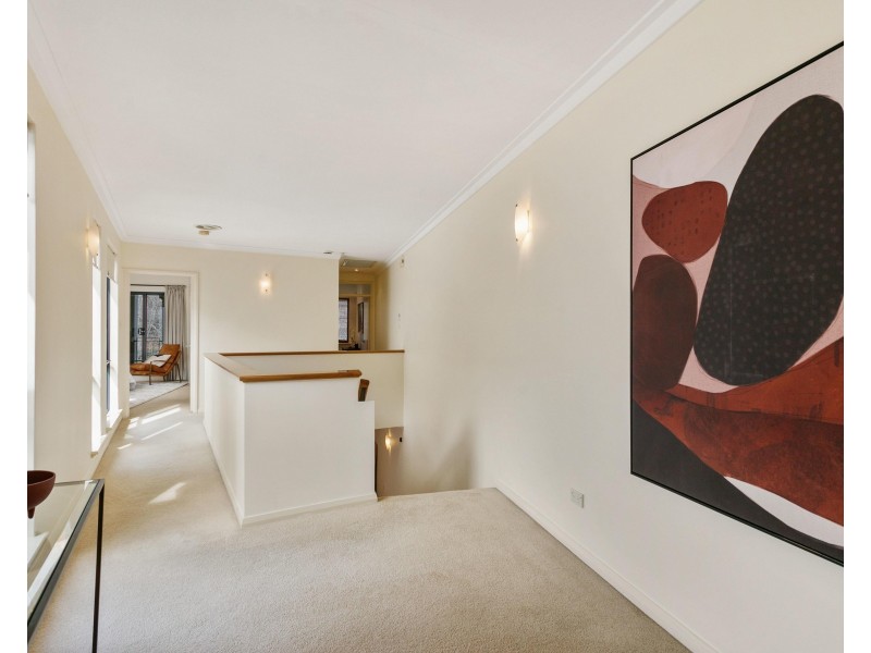 20 Mere View Way, Subiaco WA 6008