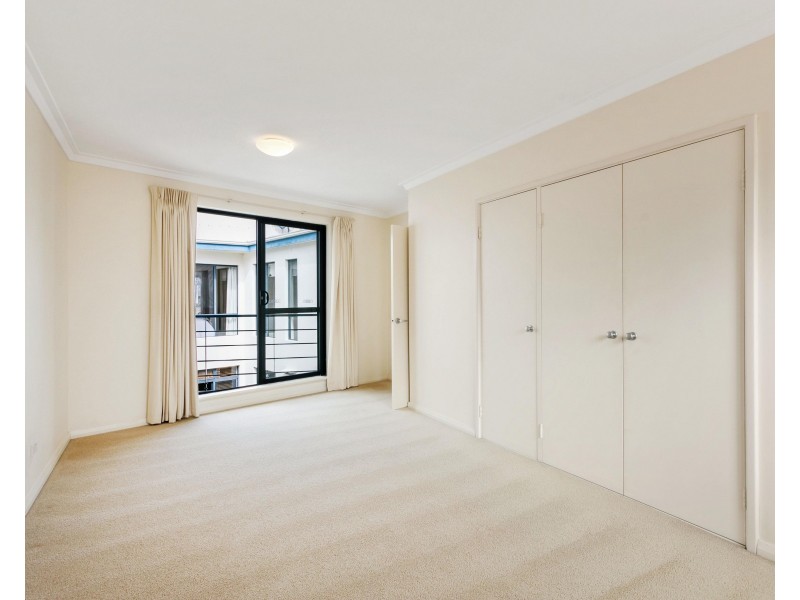 20 Mere View Way, Subiaco WA 6008