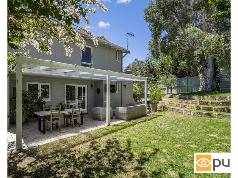 10 Links Court, Claremont WA 6010