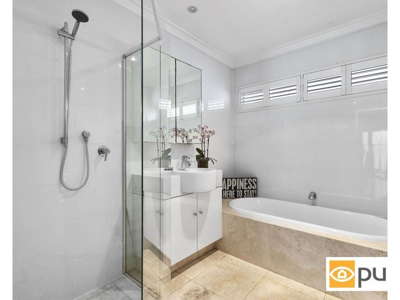 16 Orana Crescent, City Beach WA 6015