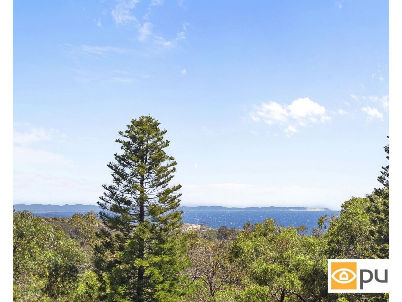 16 Orana Crescent, City Beach WA 6015