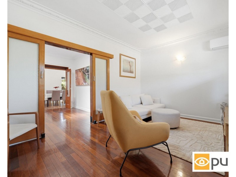 8 Bennewith Street, Hilton WA 6163
