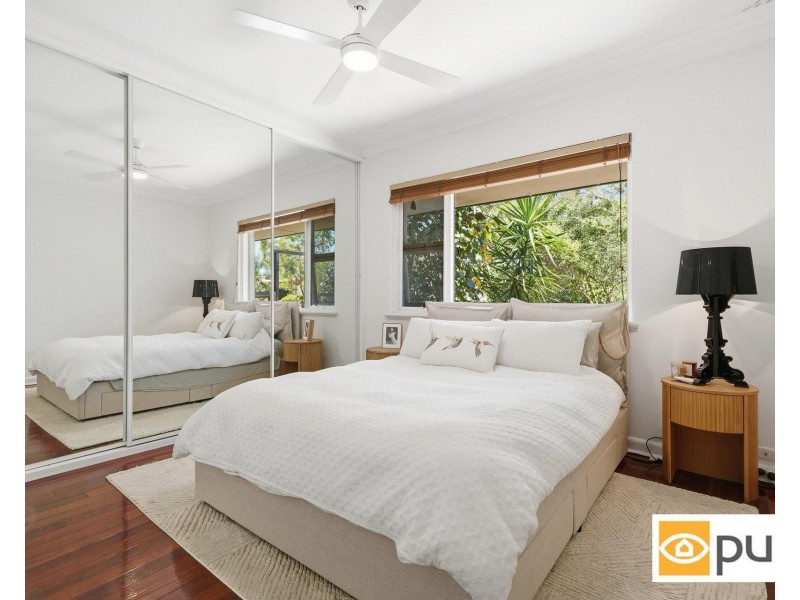 8 Bennewith Street, Hilton WA 6163