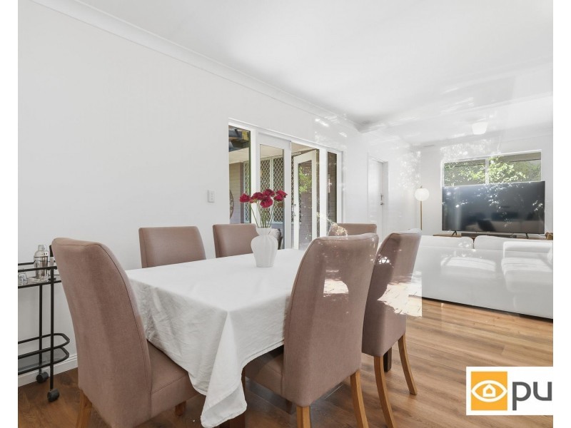 8 Bennewith Street, Hilton WA 6163