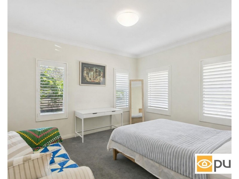 15 Swanway Crescent, Swanbourne WA 6010